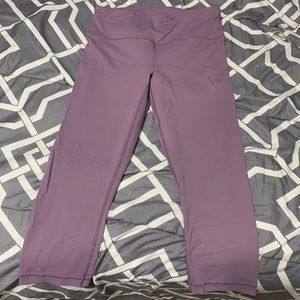 90 degree reflex Capri leggings